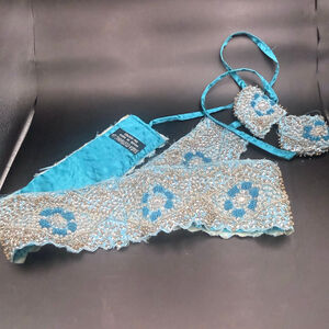 Women's BABA CLOTHING LA One Size Blue Silver Beaded Belt